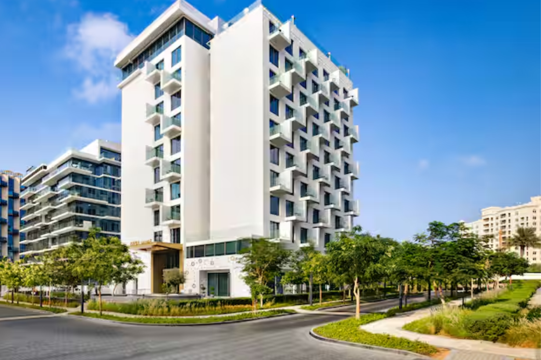 Tumbi West Palm Beach Hotel: A New Era of Luxury and Wellness in Dubai