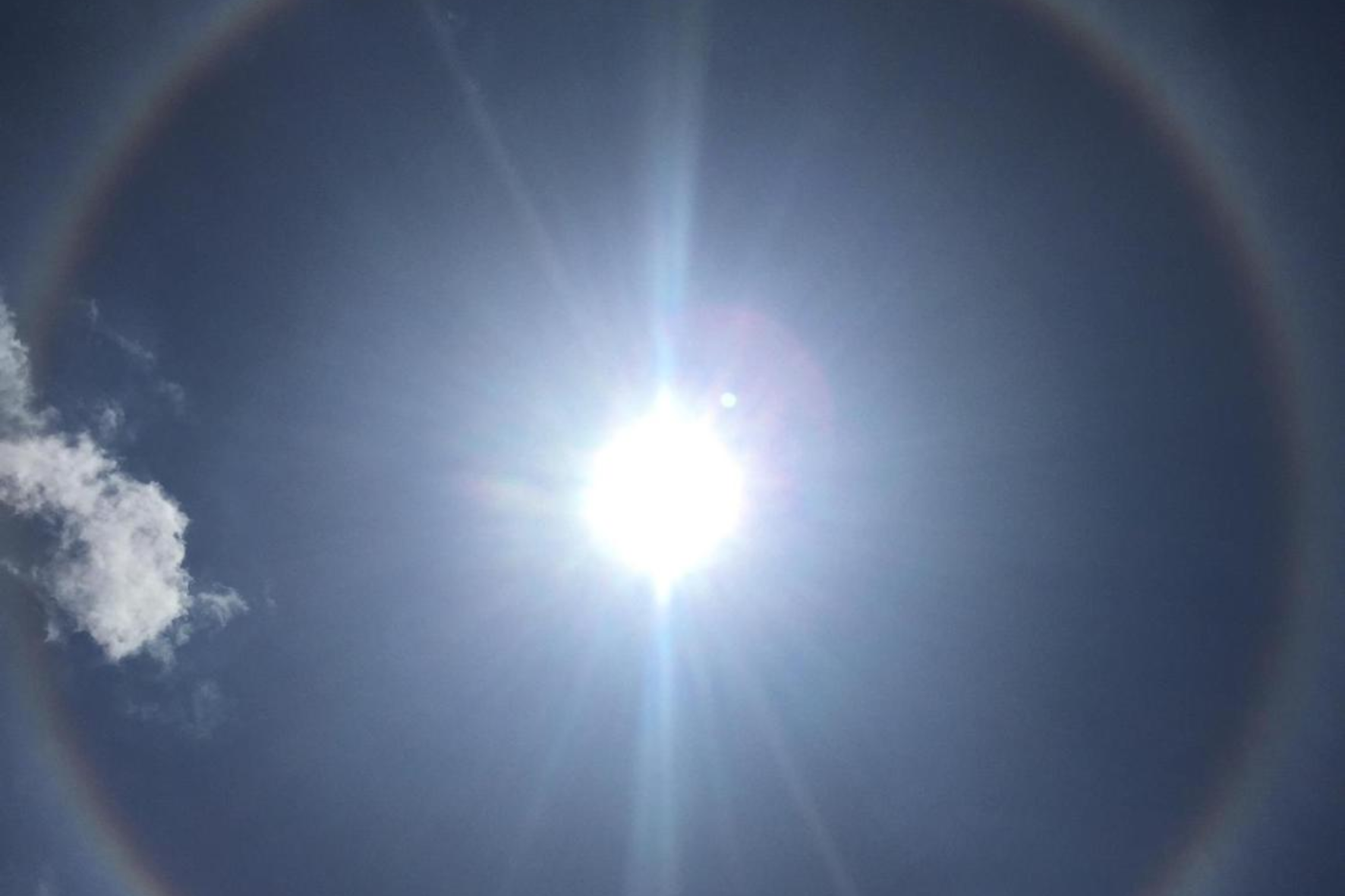Rare 22-Degree Halo Appears Around the Sun in Sharjah
