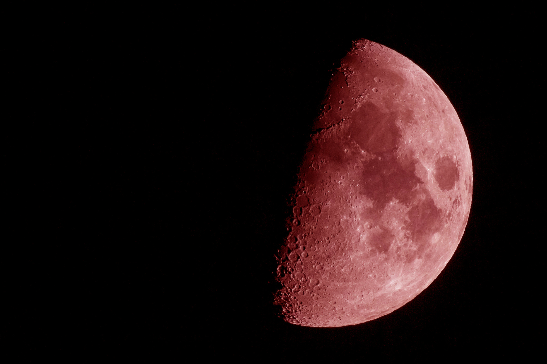 Pink Moon to Grace UAE Skies with Desert Stargazing Experience