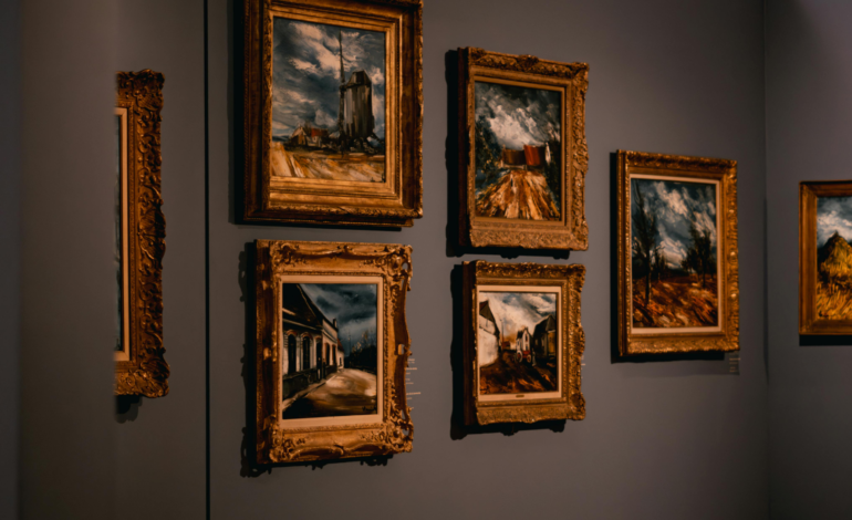 Sharjah Art Museum Hosts Historic Exhibition of Emirati Fine Arts