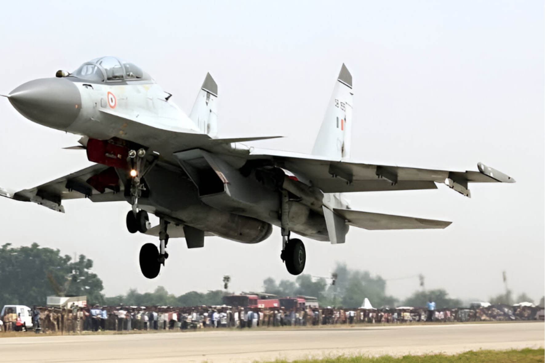 IAF Transforms Ganga Expressway into Strategic Airstrip