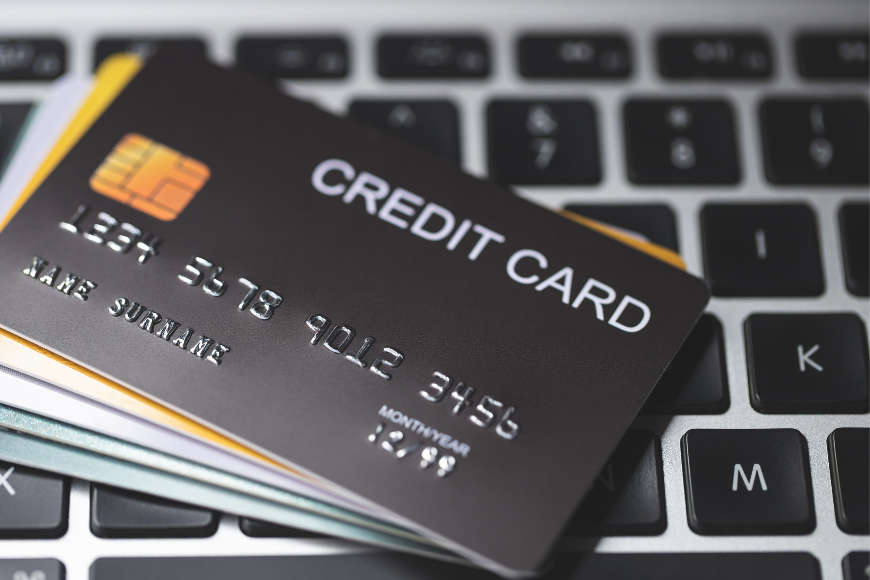 Saudi Arabia Caps Credit Card Fees, Enhances User Transparency