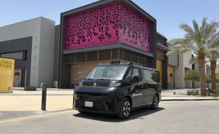 Driverless Taxis Abu Dhabi Grow Across Al Reem, Maryah Islands