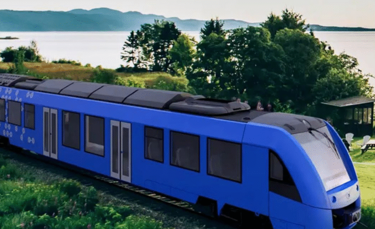 India Unveils 1,200 HP Hydrogen Train for Green Future