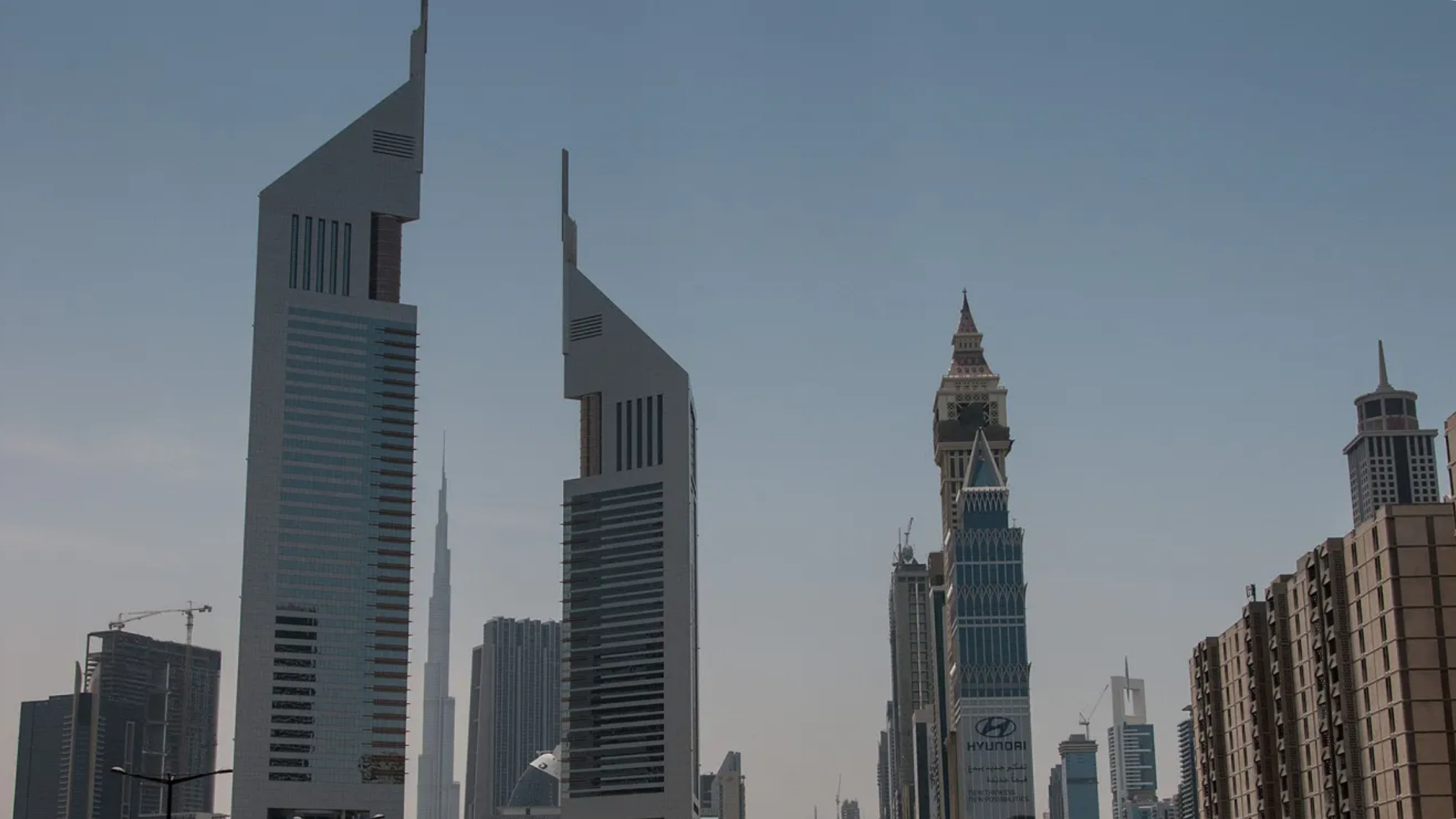 Emirates Towers: Transforming Dubai’s Skyline and Financial Hub