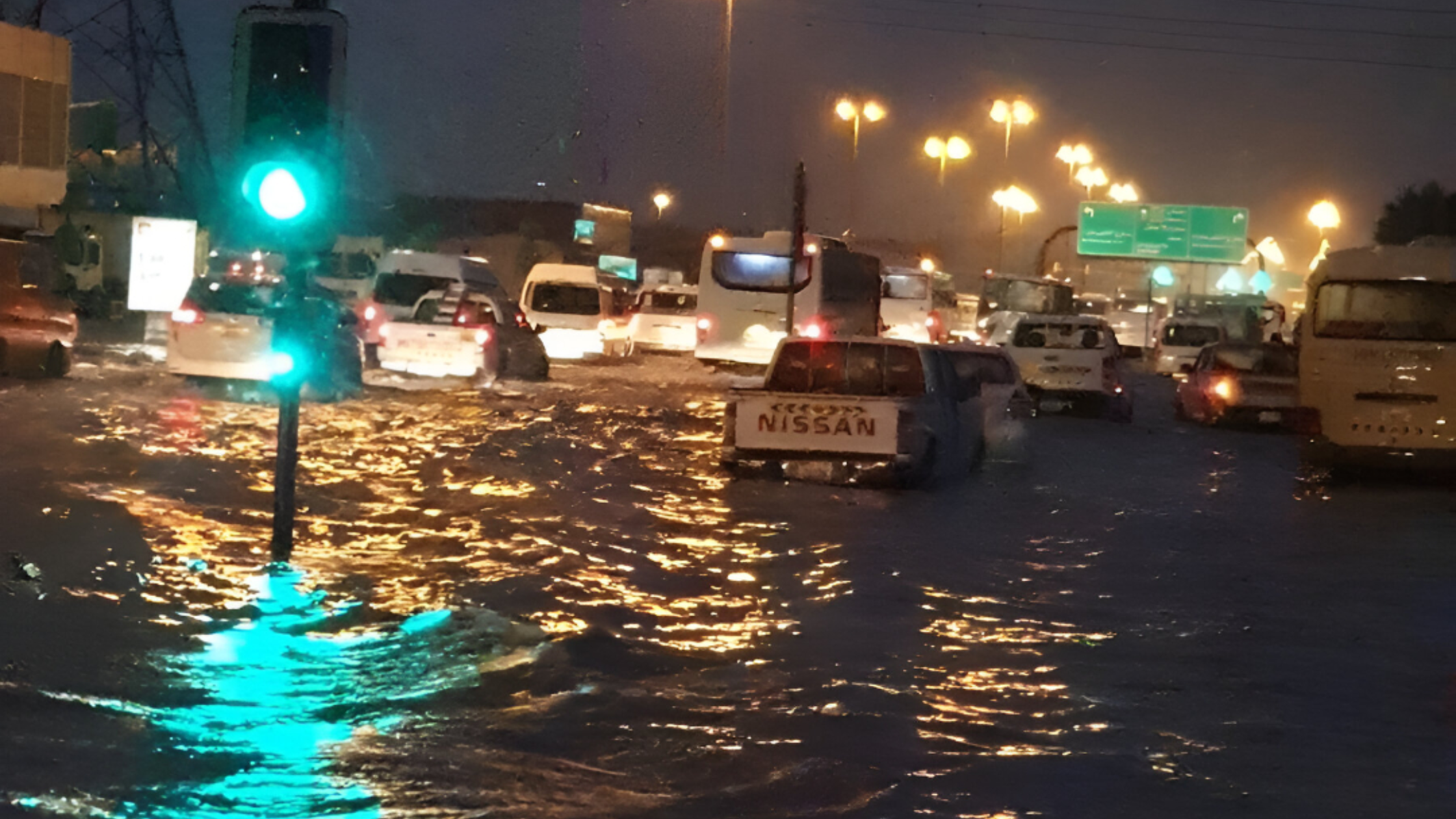 UAE Weekend Weather: Rain and Winds Hit Dubai, Al Ain