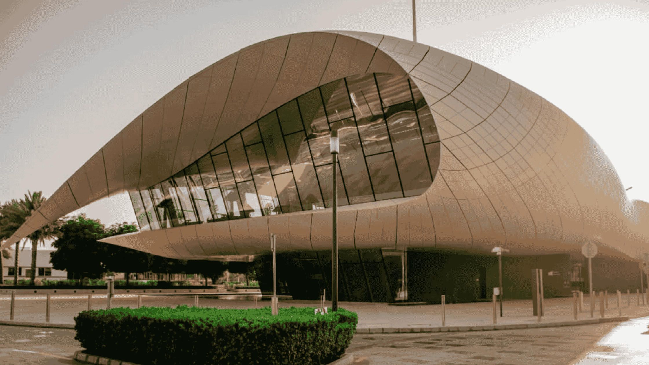 Image Source: Official Instagram Account @etihadmuseum
