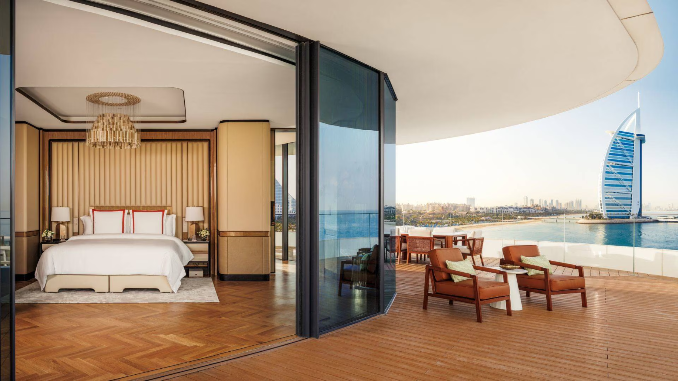Image source: Official account of @Jumeirah Marsa Al Arab