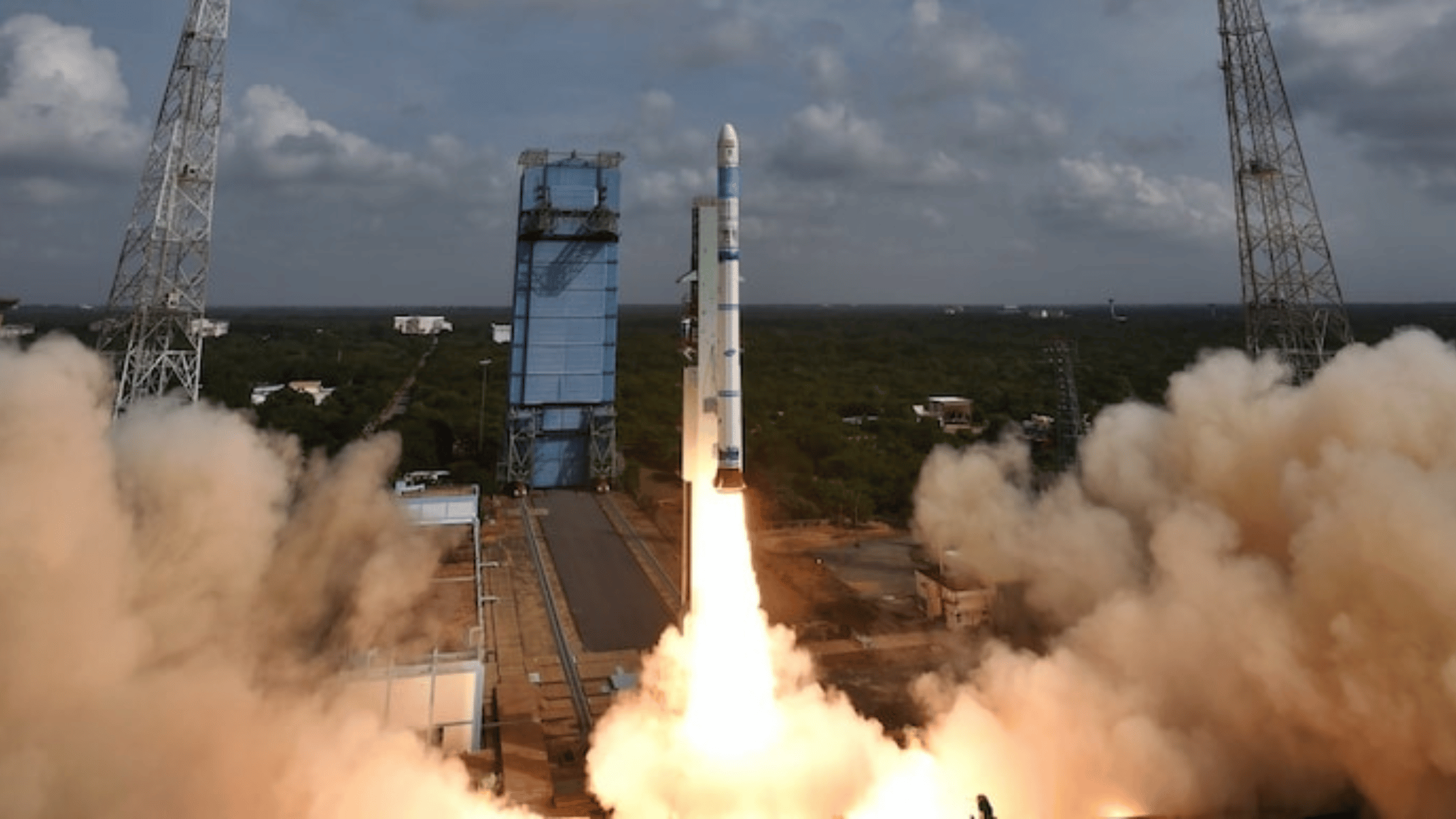 India Transfers SSLV Rocket Technology to HAL for Space Leadership