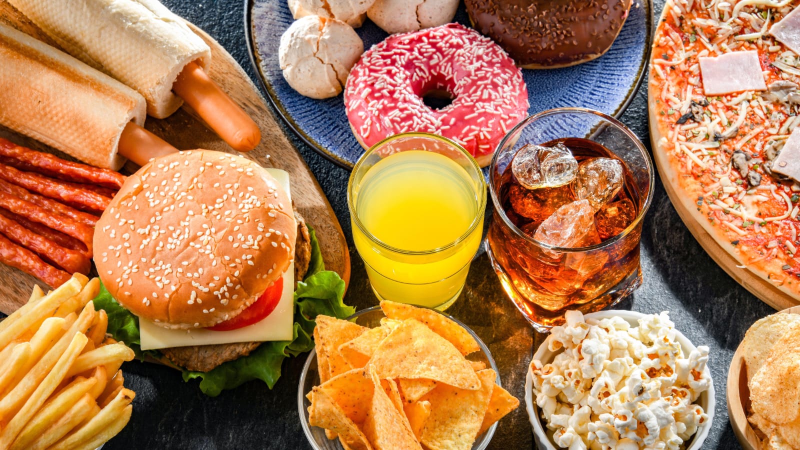 Abu Dhabi Bans Fast Food Advertising in Major Health Push