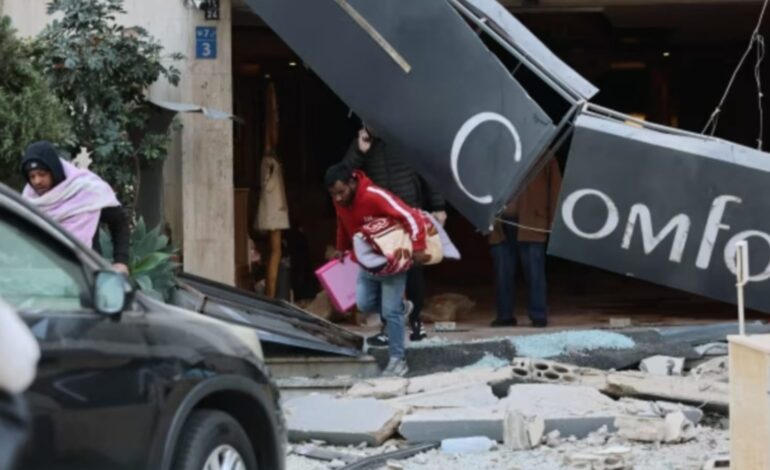 Israel Strikes Near Lebanese Presidential Palace