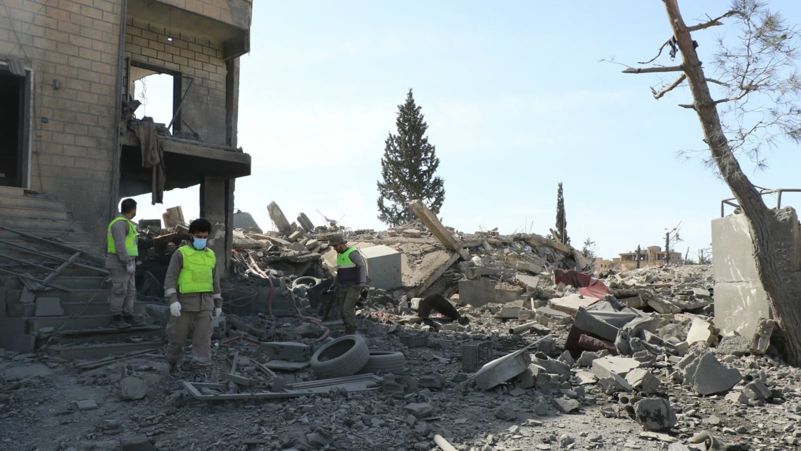 Israeli Commandos Clash with Hezbollah Fighters